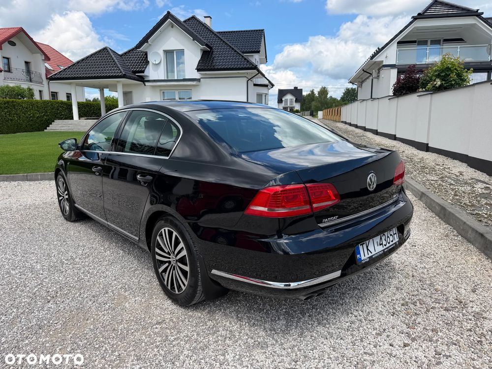 Volkswagen Passat 2.0 TDI Highline DSG - 8