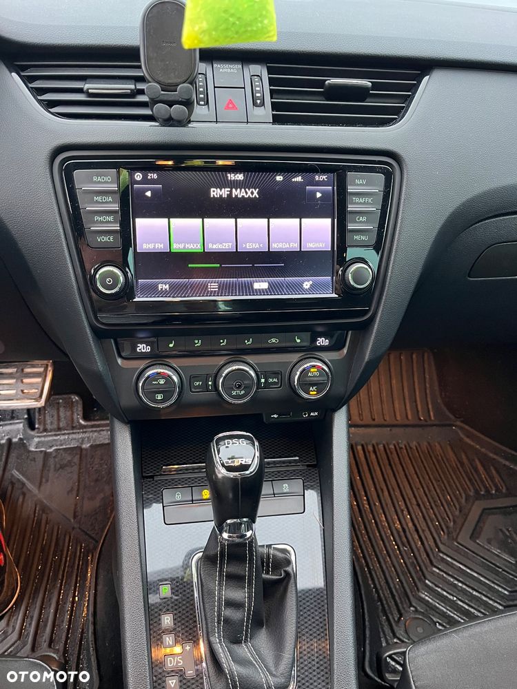 Skoda Octavia ver-2-0-tdi-dsg-rs - 17
