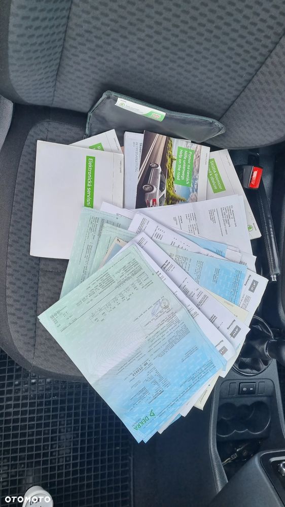 Skoda Roomster 1.2 TSI Comfort PLUS EDITION - 31