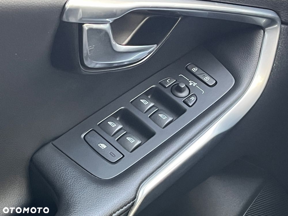 Volvo V40 T3 Drive-E Inscription - 26
