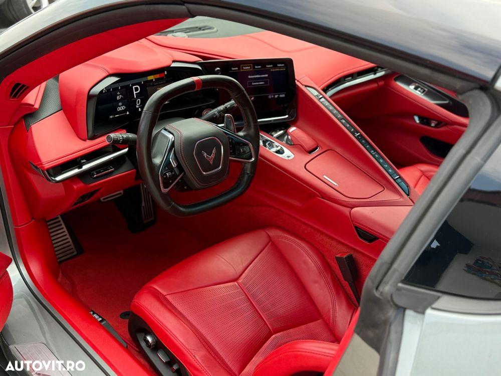 Chevrolet Corvette - 10