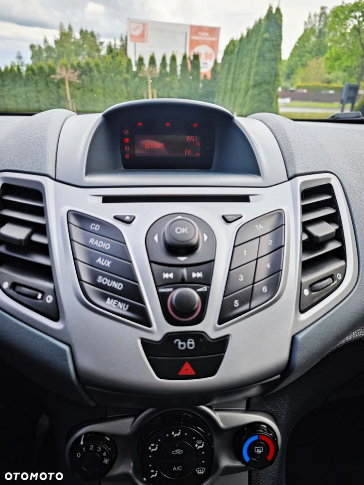 Ford Fiesta 1.25 SYNC Edition - 14