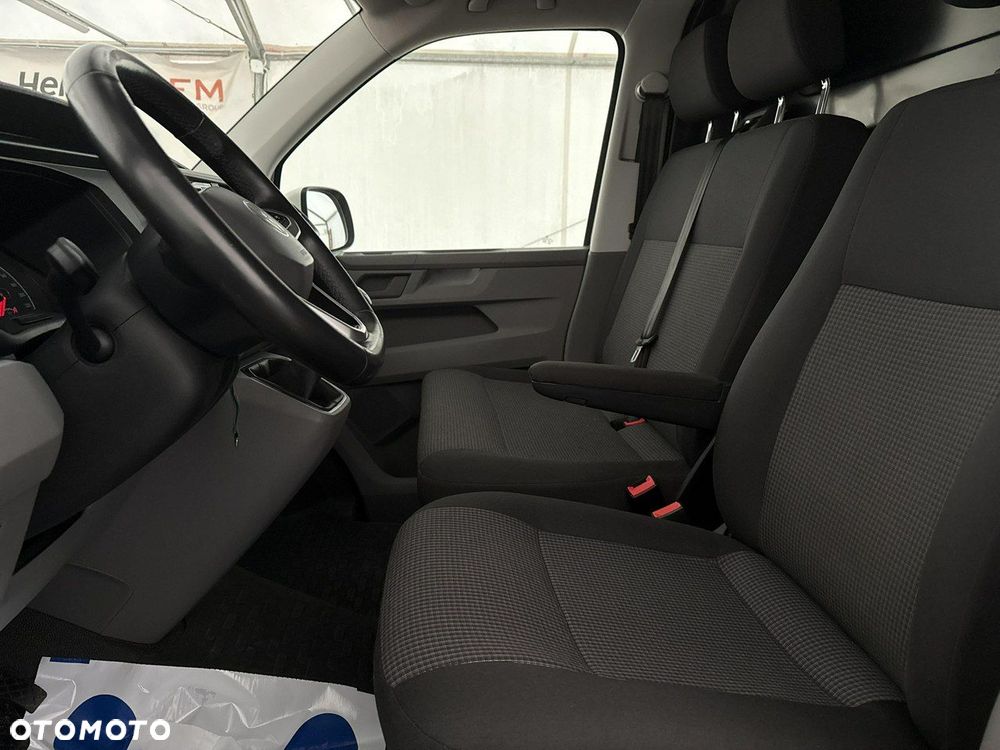 Volkswagen Transporter - 12