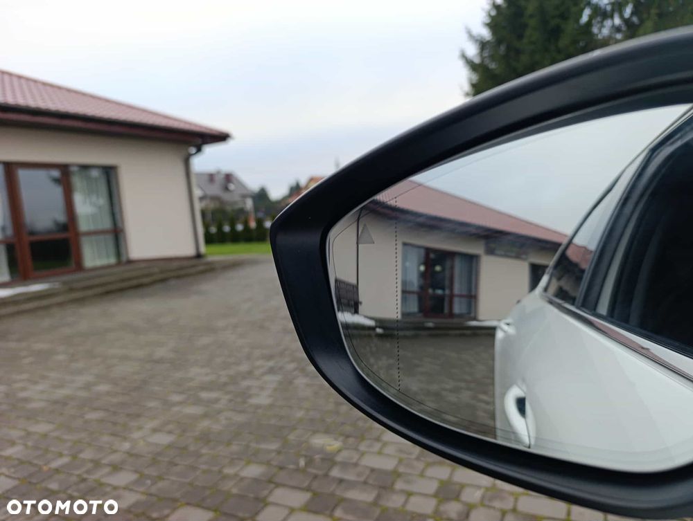 Mazda CX-30 e-SKYACTIV-X 2.0 M HYBRID DRIVE SELECTION - 37