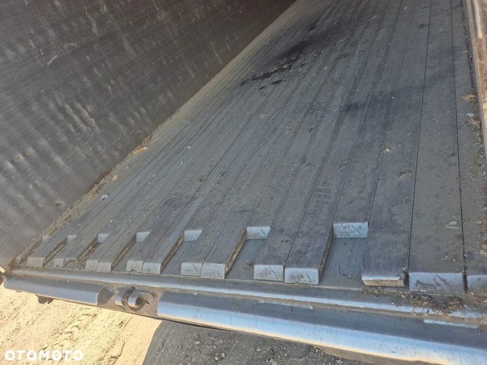 Stas Naczepa STAS ruchoma podłoga 92m - 20