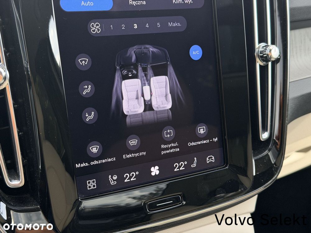 Volvo XC 40 - 33