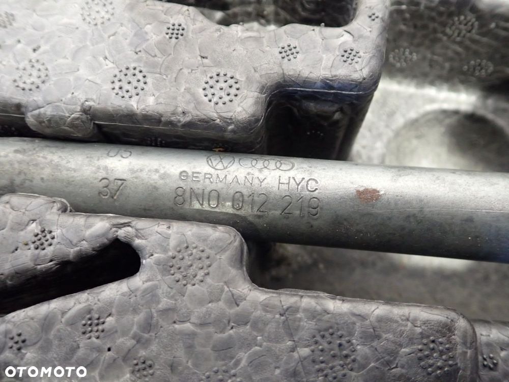 ZESTAW NARZĘDZIOWY W KOŁO AUDI A3    8P1K0012115F  1T0805615  8D0011031C  8N0012219 - 2