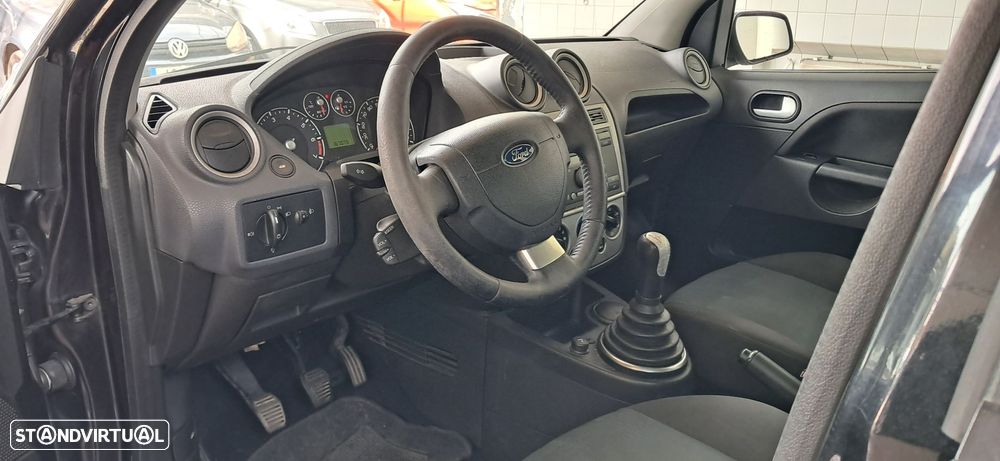 Ford Fiesta 1.25 Trend - 5