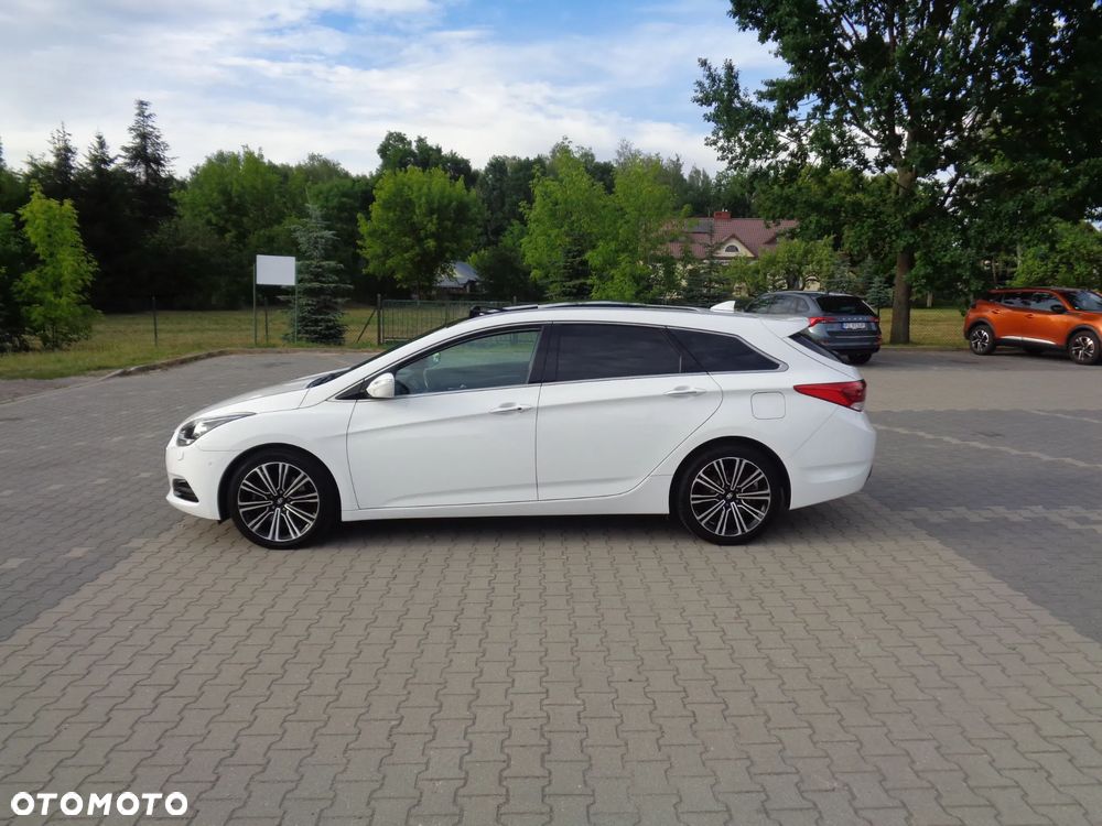 Hyundai i40 Kombi 1.7 CRDi DCT Premium - 16