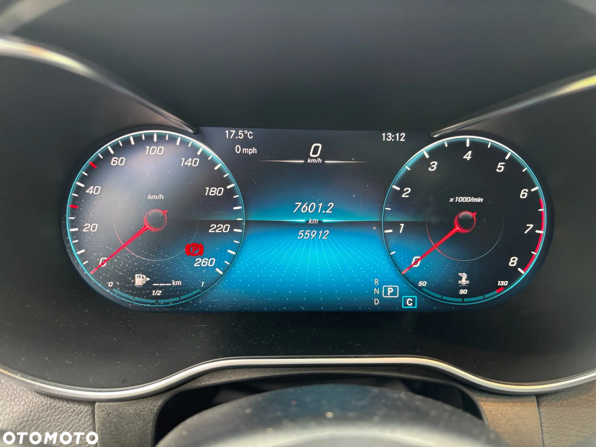 Mercedes-Benz GLC 300 4Matic 9G-TRONIC AMG Line - 24