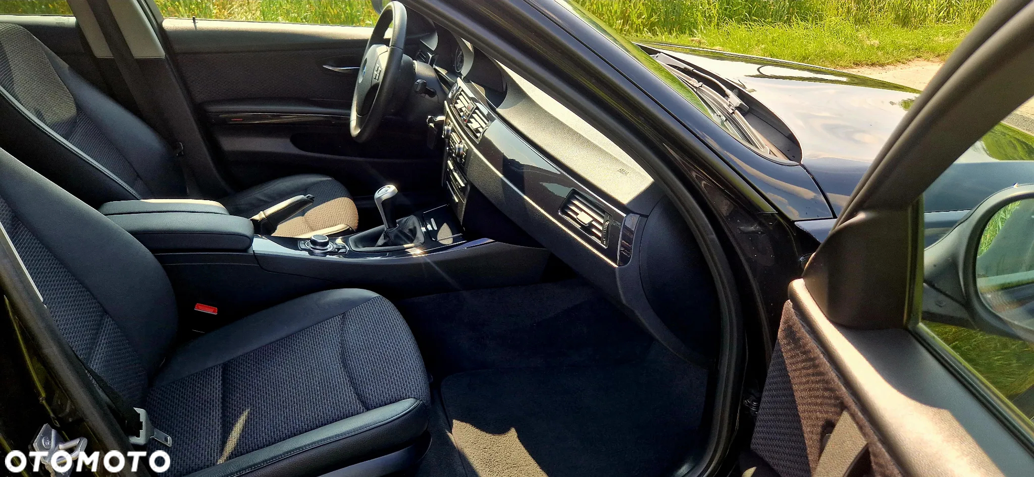 BMW Seria 3 320d DPF Touring - 22