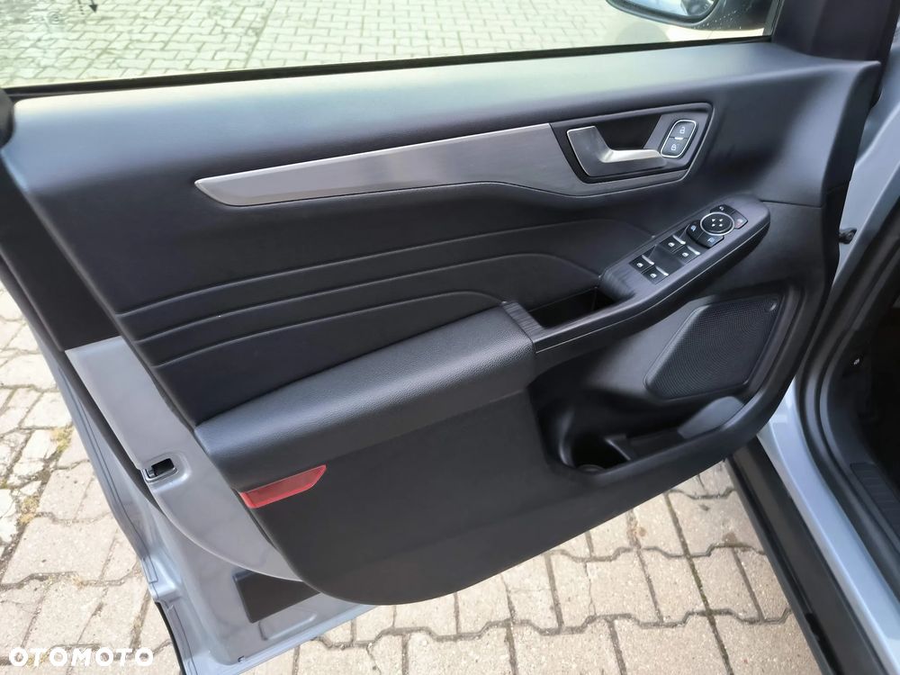 Ford Kuga 2.5P PHEV FWD Titanium X - 27