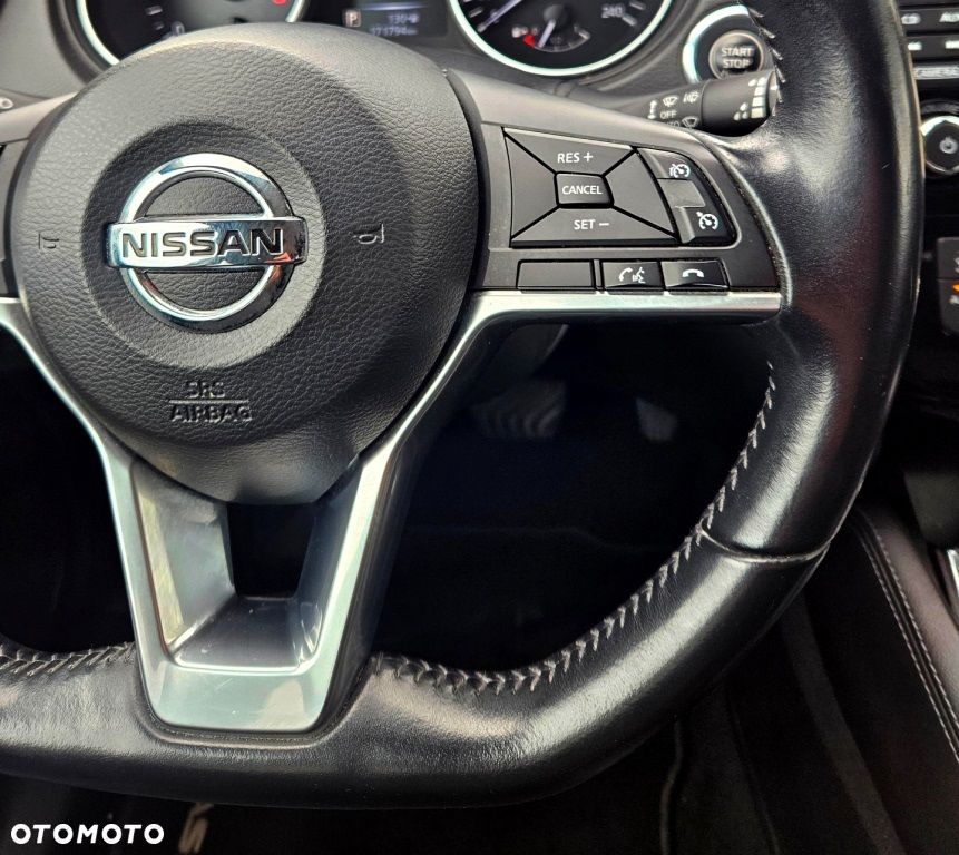 Nissan Qashqai 1.6 DCi Xtronic TEKNA - 21