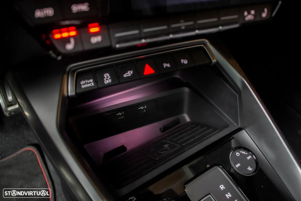 Audi A3 Sportback 45 TFSIe S tronic S line - 24