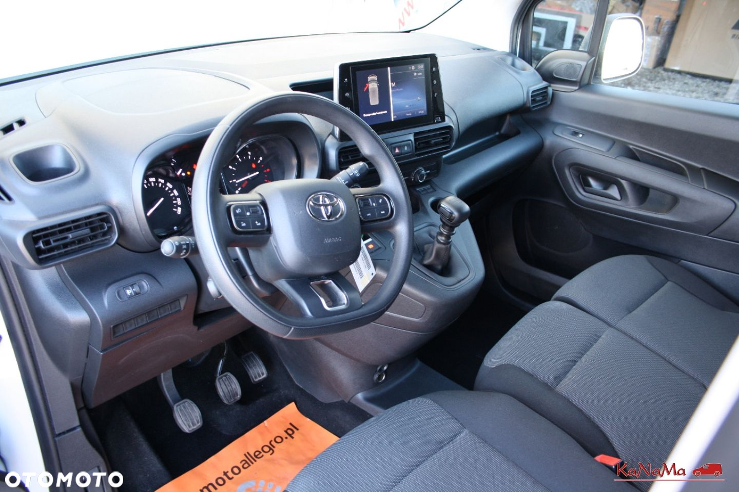 Toyota Proace City - 17