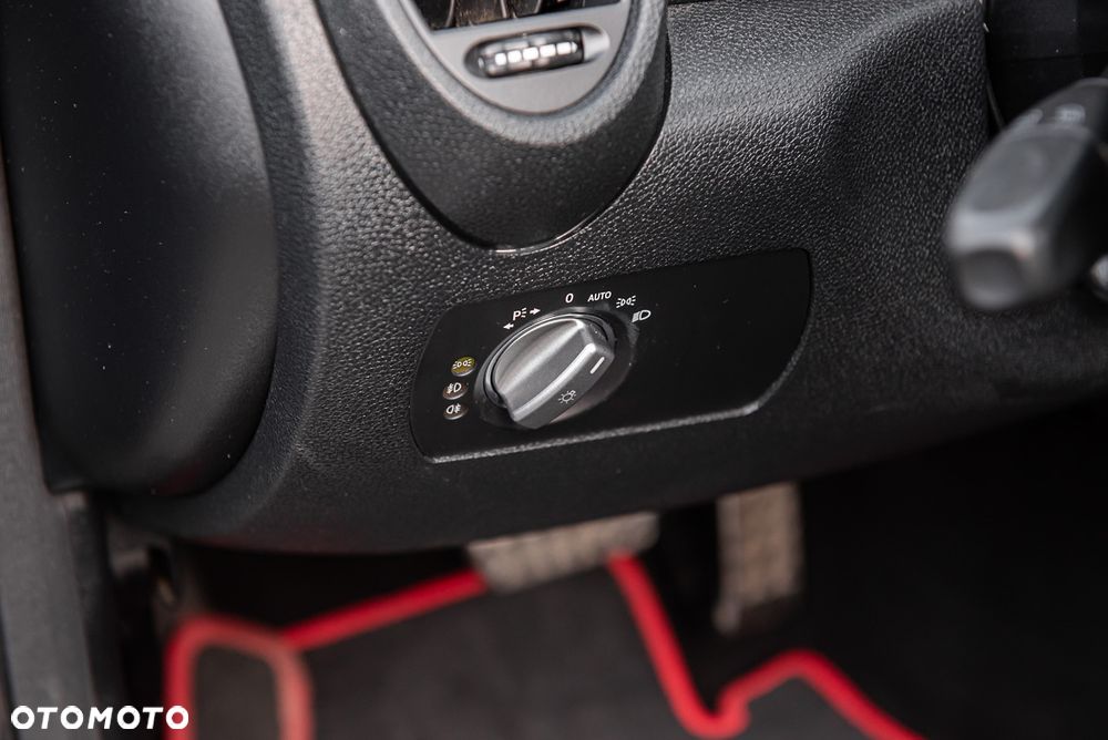 Mercedes-Benz SLK - 16