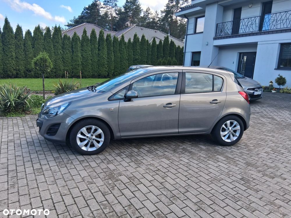 Opel Corsa 1.4 16V Energy - 4