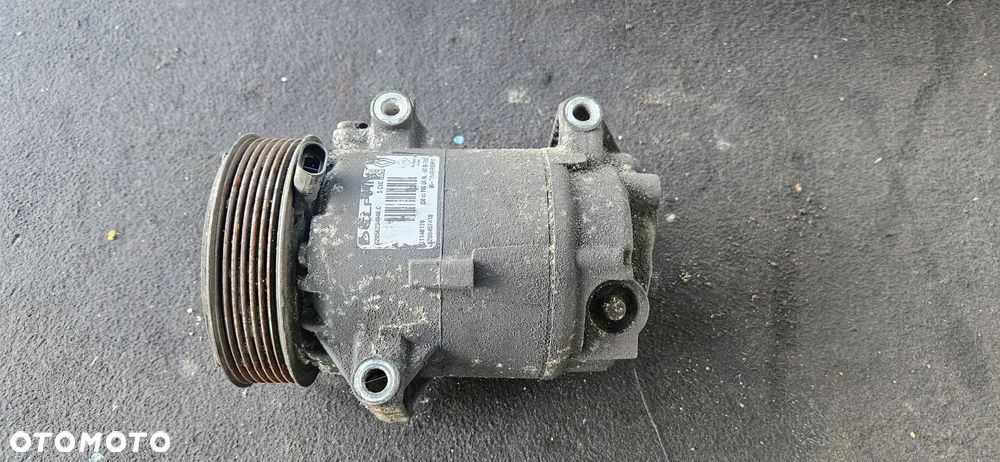 Kompresor klimatyzacji pompa 8200457418 Renault Scenic 2 LIFT - 1