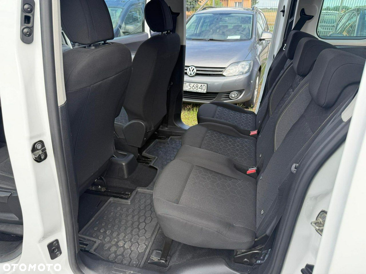 Peugeot Rifter - 25