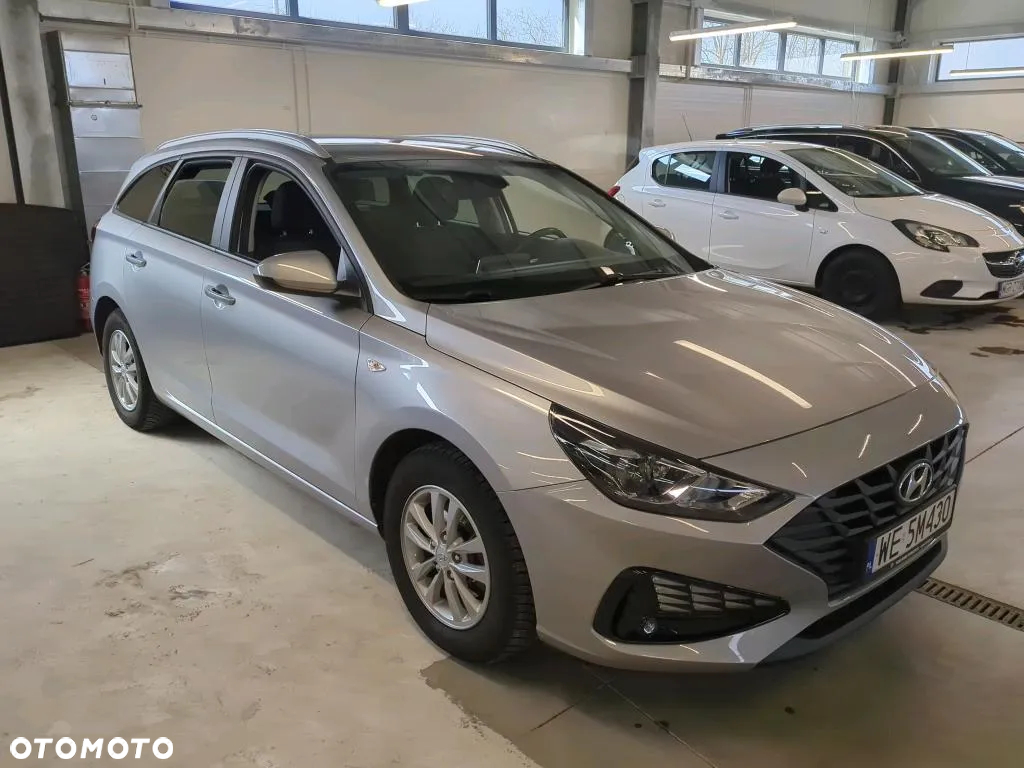 Hyundai i30 1.5 DPI Classic + - 2