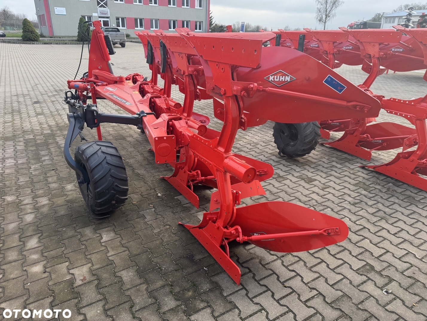 Kuhn KUHN VARI-MASTER 123 4E NSH - 5