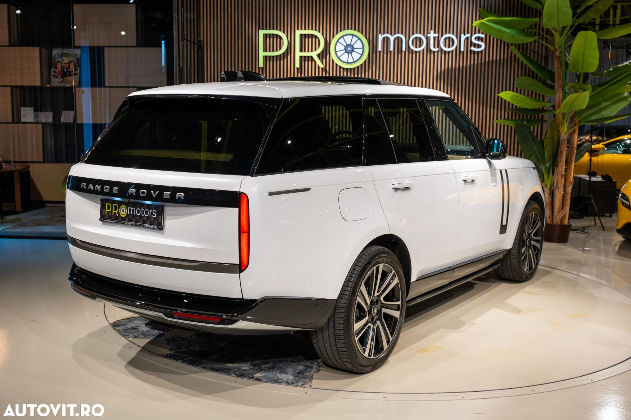 Land Rover Range Rover 3.0 I6 D350 MHEV HSE - 29