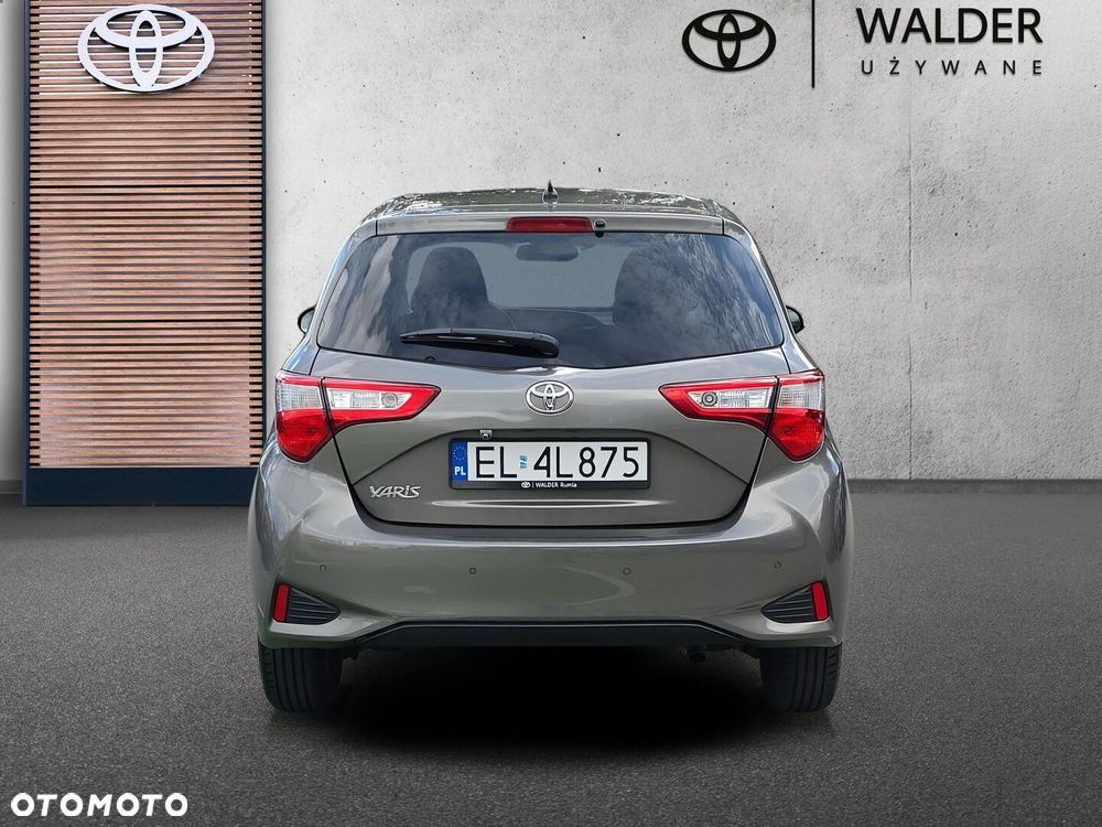Toyota Yaris - 7