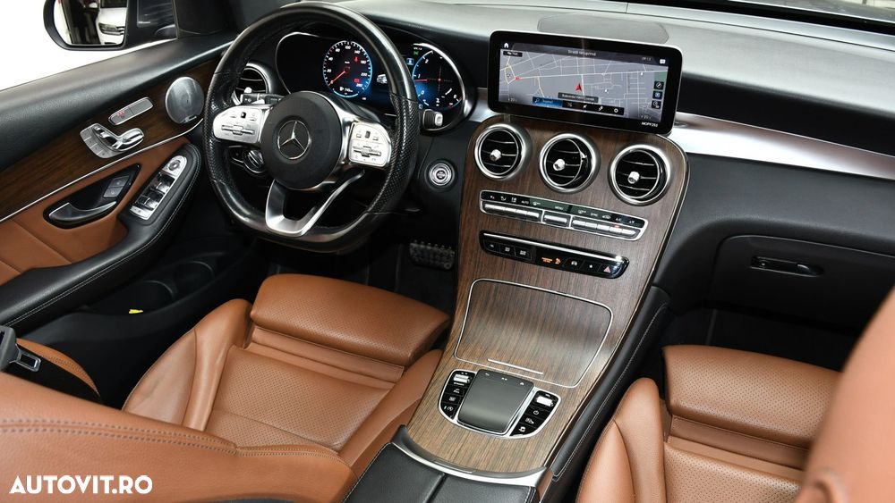 Mercedes-Benz GLC 220 d 4Matic 9G-TRONIC AMG Line - 12