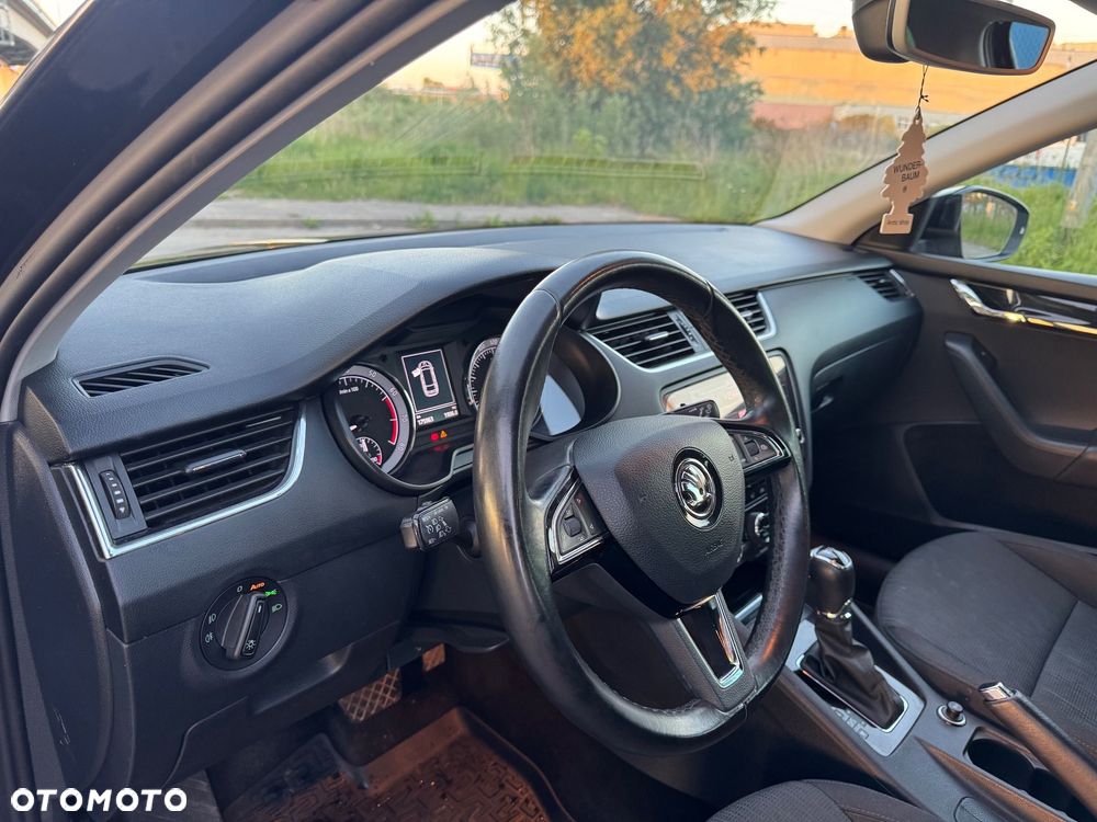 Skoda Octavia 2.0 TSI Style DSG - 30