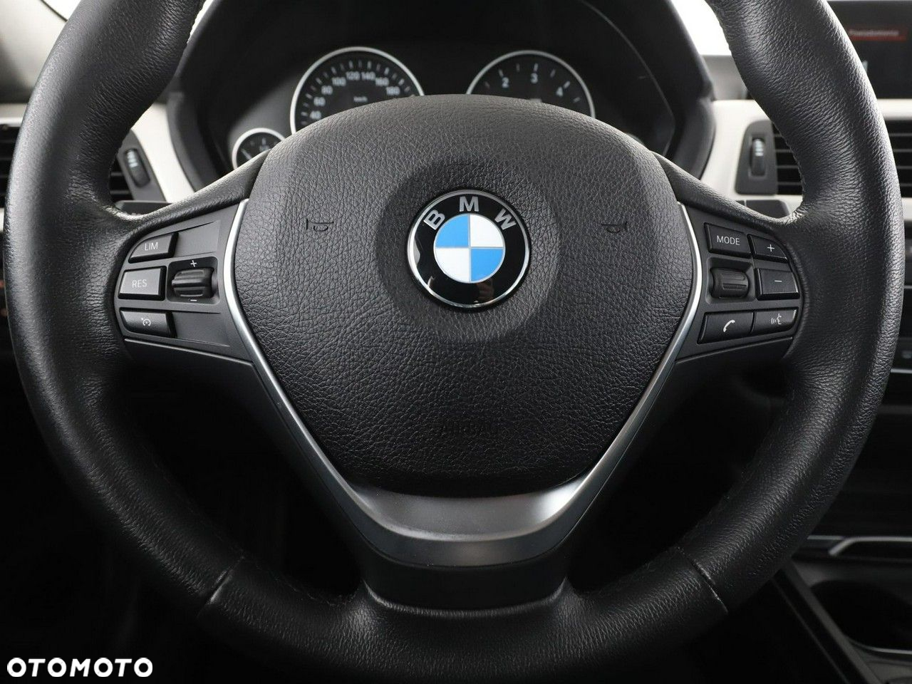 BMW Seria 3 - 21