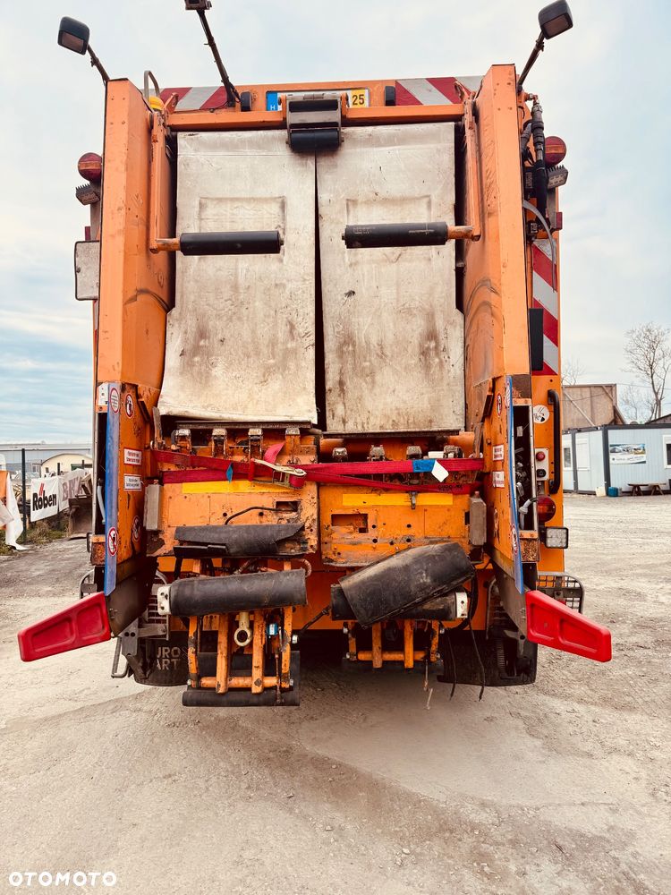 Mercedes-Benz Econic - 4