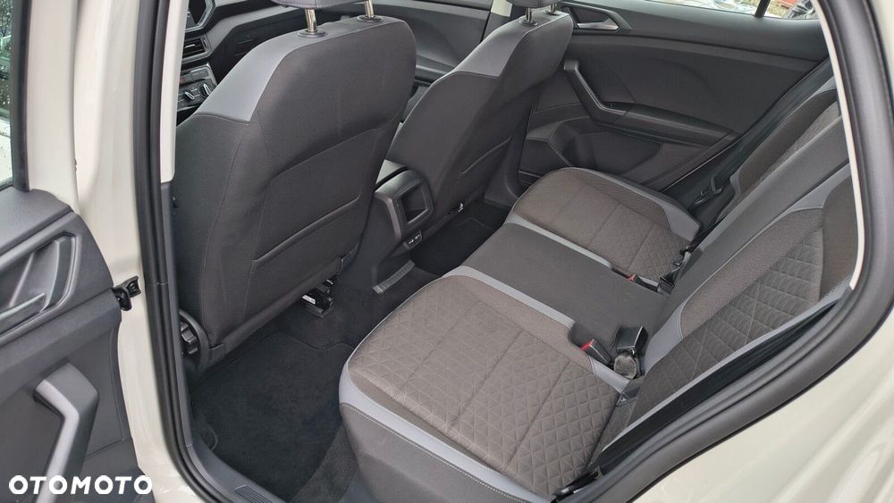 Volkswagen T-Cross 1.0 TSI Style DSG - 10