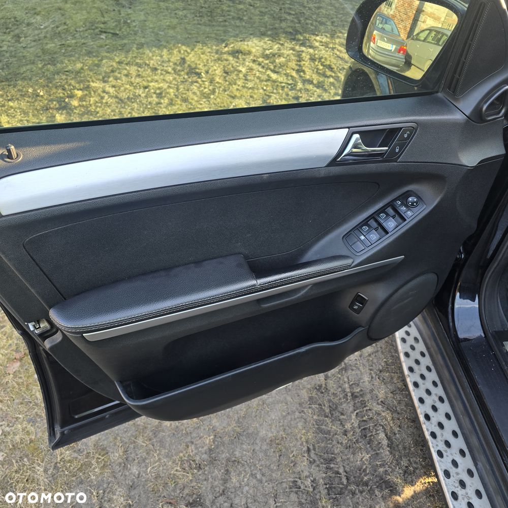 Mercedes-Benz ML 320 CDI 4-Matic - 9