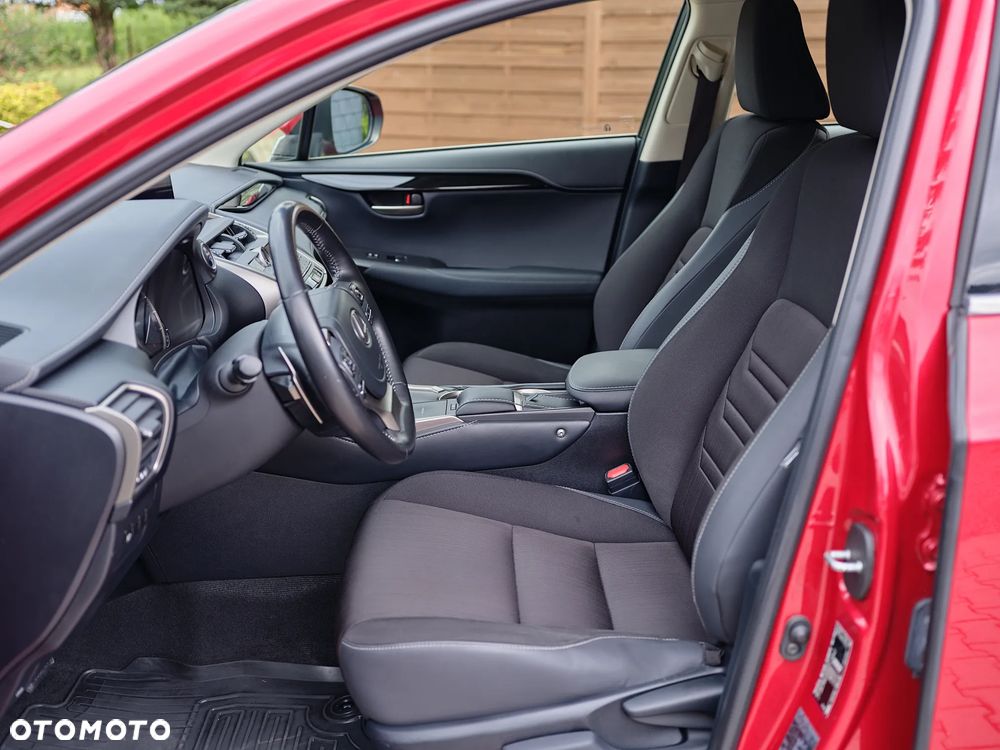 Lexus NX 300h Elegance + Business AWD - 20