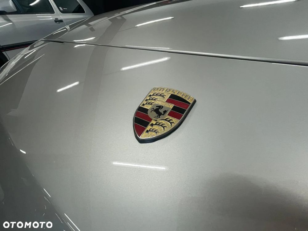 Porsche 944 3.0 S2 Cabriolet - 18