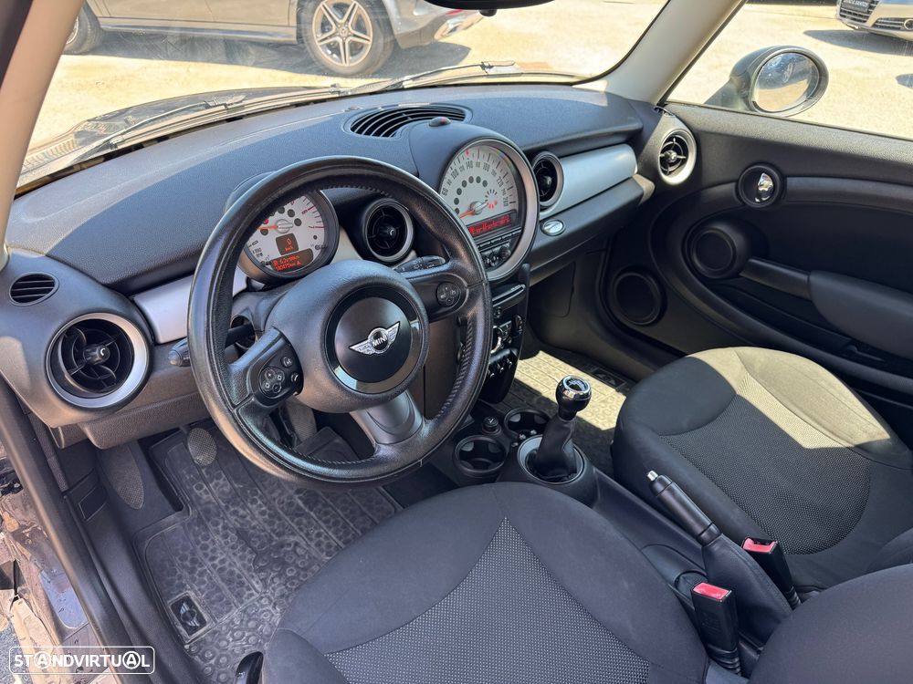 MINI Coupé Cooper SD - 10