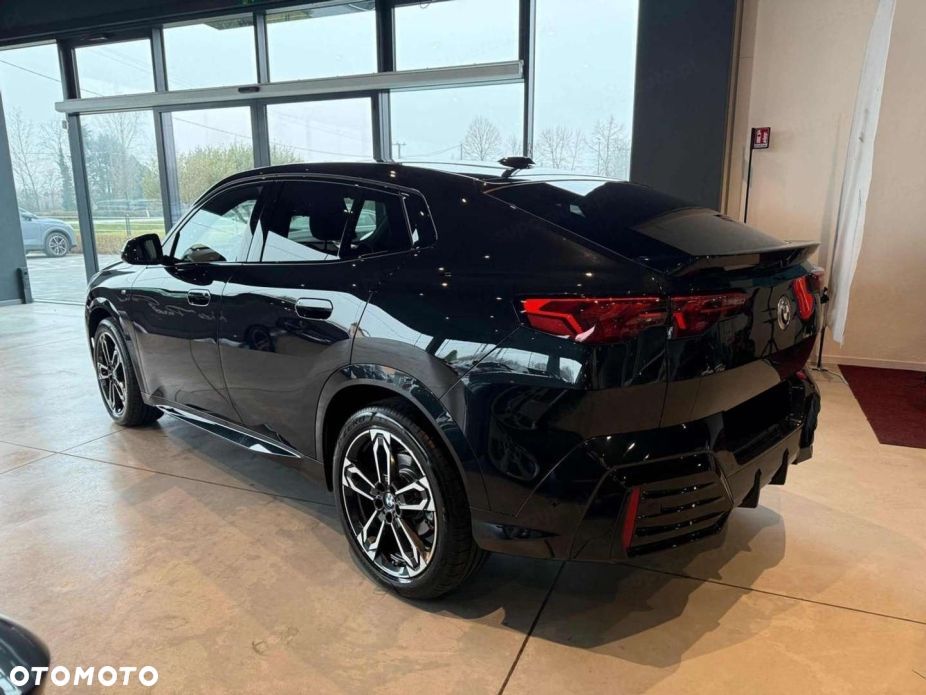 BMW X2 sDrive18d M Sport - 4
