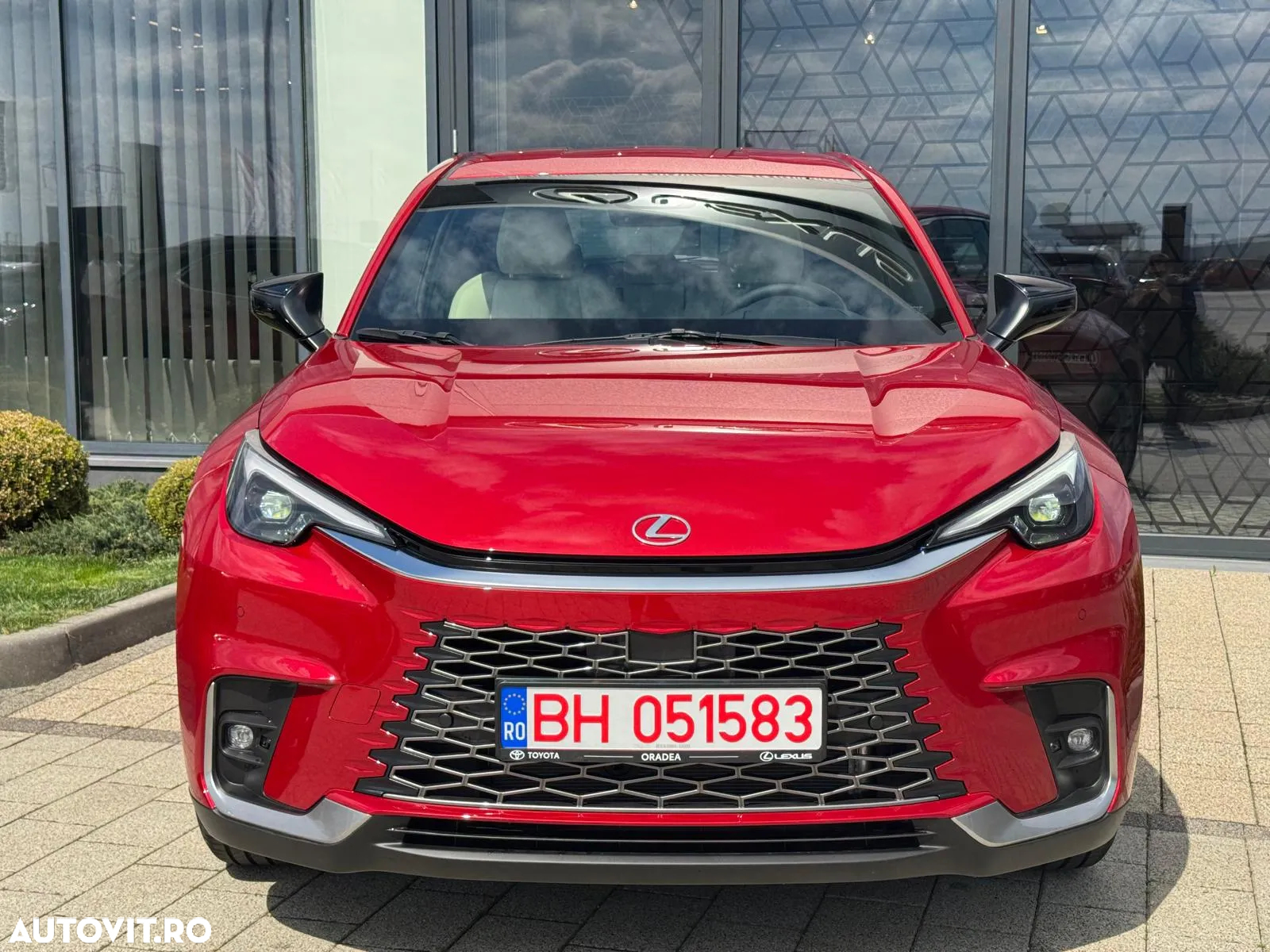 Lexus LBX 1.5 HEV 4x2 CVT Elegant - 3