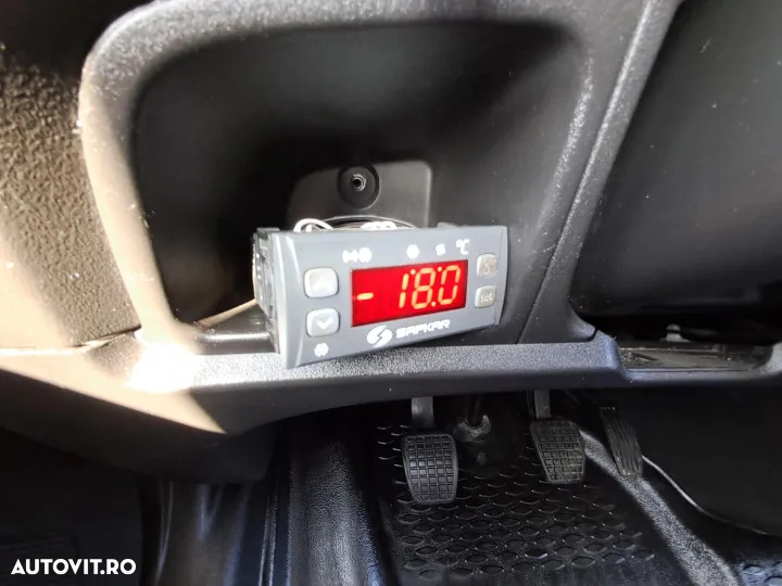 Iveco daily furgon 2.3d izoterm frigorific safkar - 25