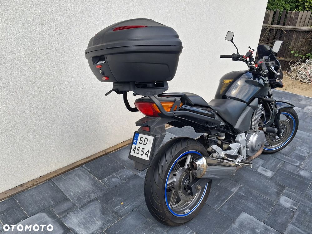 Honda CB - 11