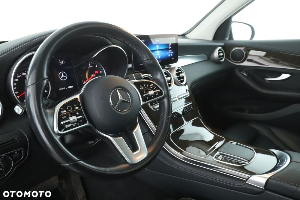 Mercedes-Benz GLC - 22