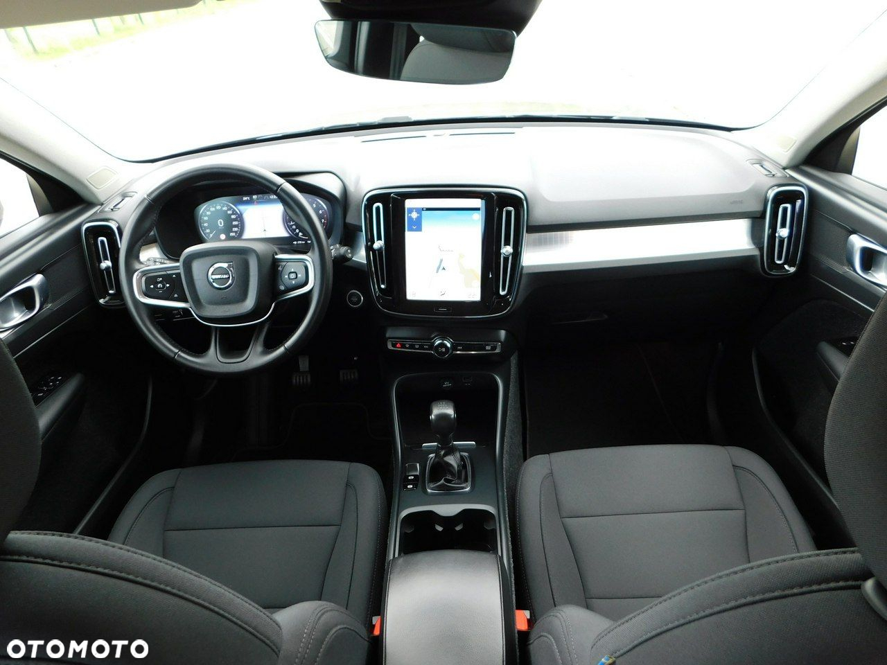 Volvo XC 40 - 7