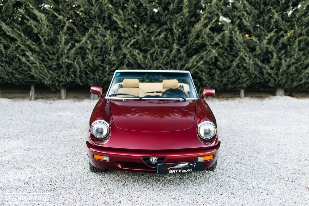Alfa Romeo Spider 2.0 - 12