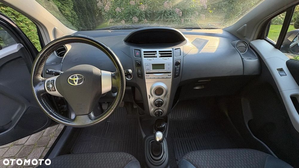Toyota Yaris 1.8 VVT-i TSport - 12