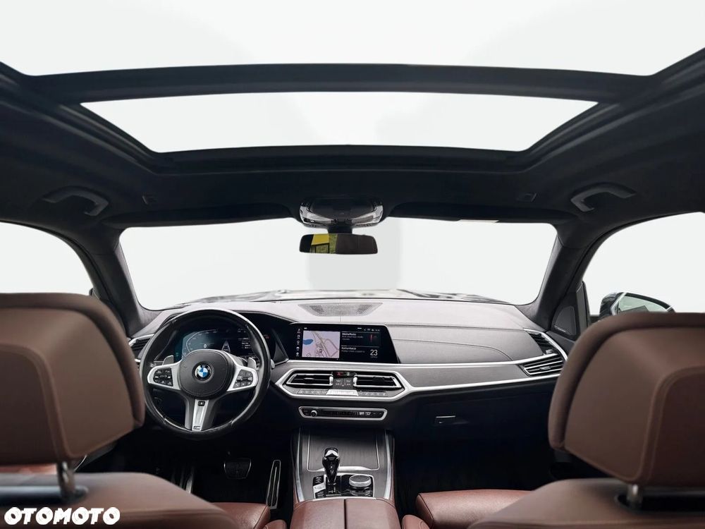 BMW X7 - 16