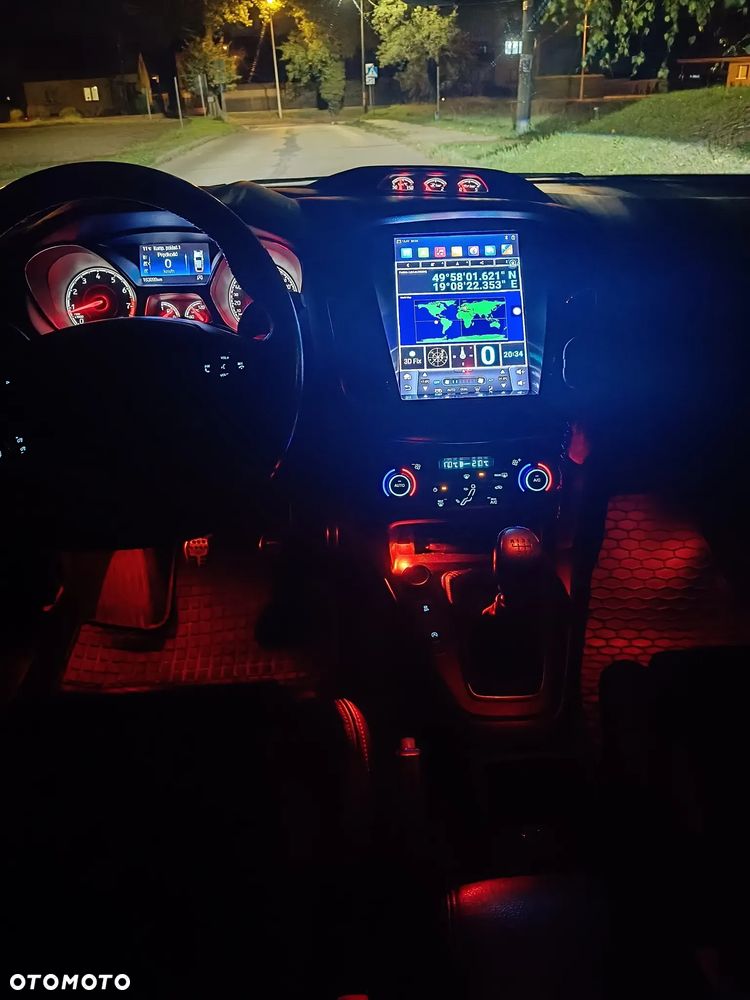 Ford Focus ST - 35