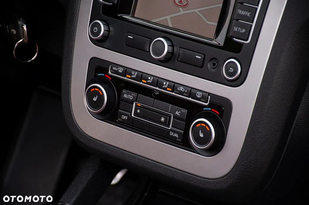 Volkswagen Eos 1.4 TSI Sport & Style - 9