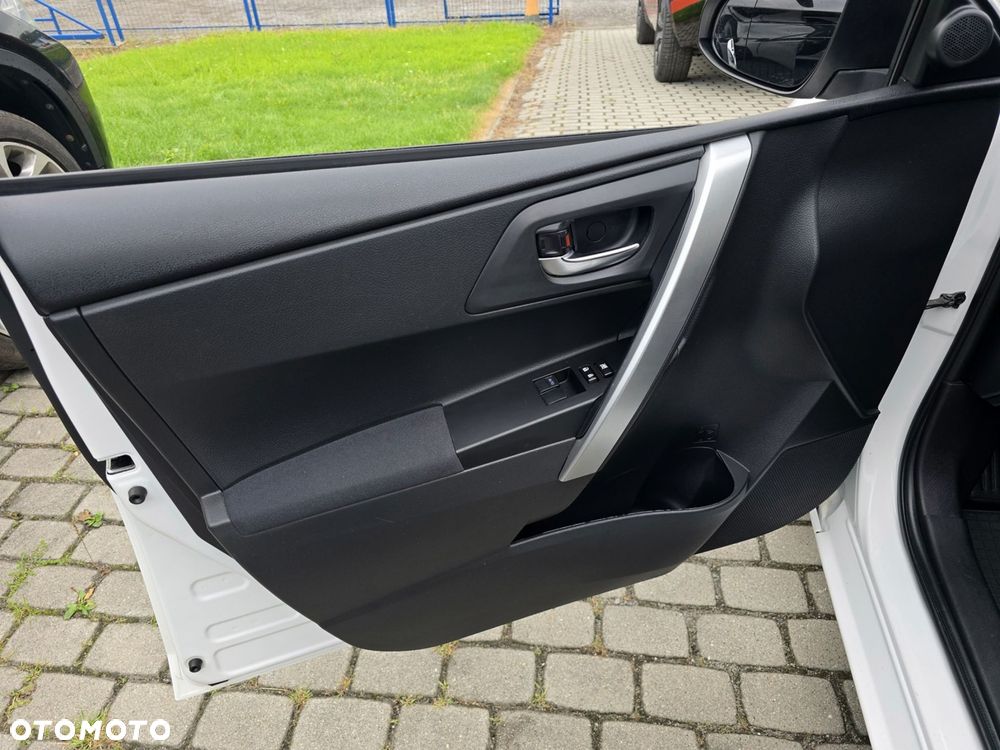 Toyota Auris - 20