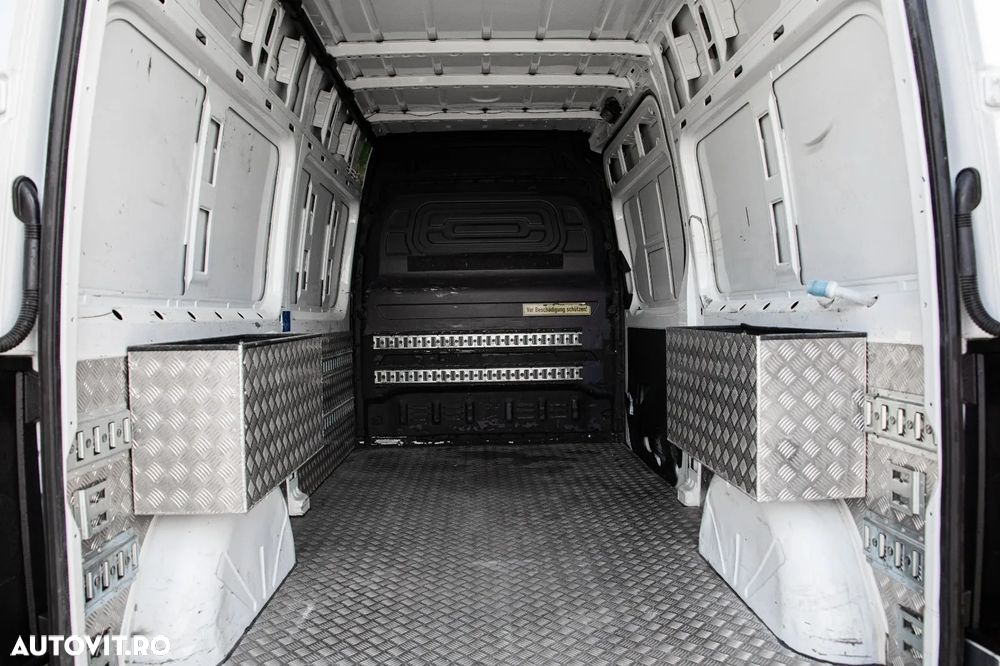 Mercedes-Benz Sprinter 313 - 12