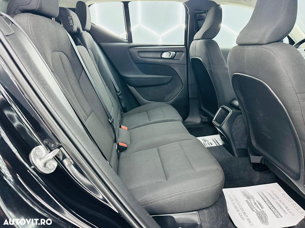 Volvo XC 40 T2 AT8 Momentum - 8